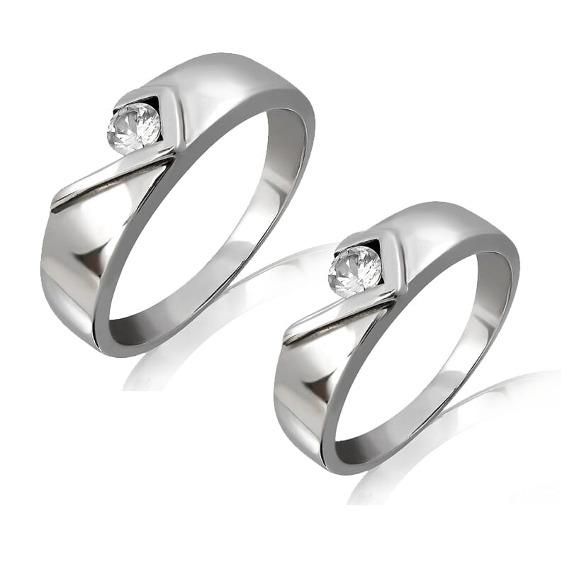 18K Gold and 0.25 Carat F Color and VS Clarity Diamond Couple Ring