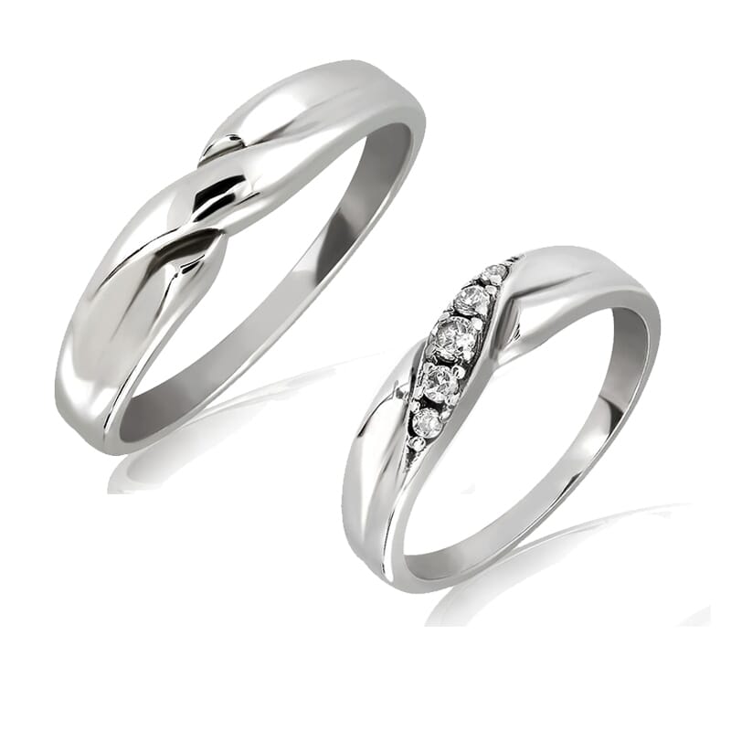 18K Gold and 0.21 Carat F Color and VS Clarity Diamond Couple Ring