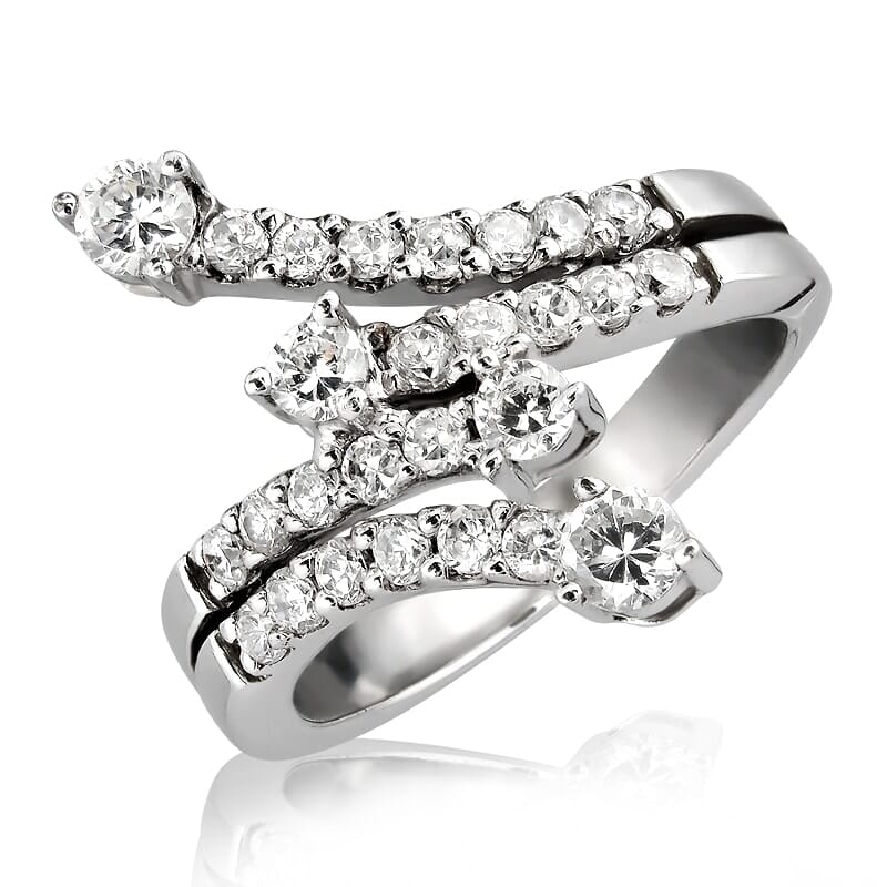 18K Gold and 0.85 Carat F Color VS Clarity Diamond Ring