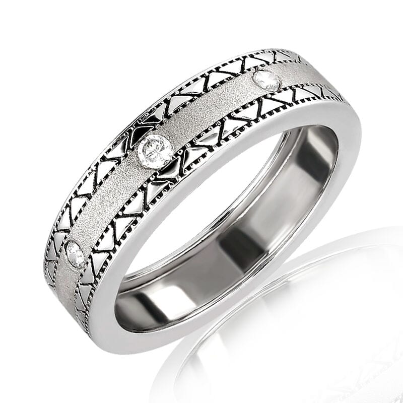 18K Gold and 0.20 Carat F Color VS Clarity Lady's Diamond Band