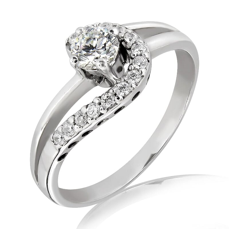 18K Gold and 0.35 Carat E Color VS2 Clarity Diamond Ring