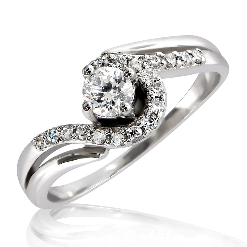 18K Gold and 0.30 Carat E Color VS Clarity Diamond Ring