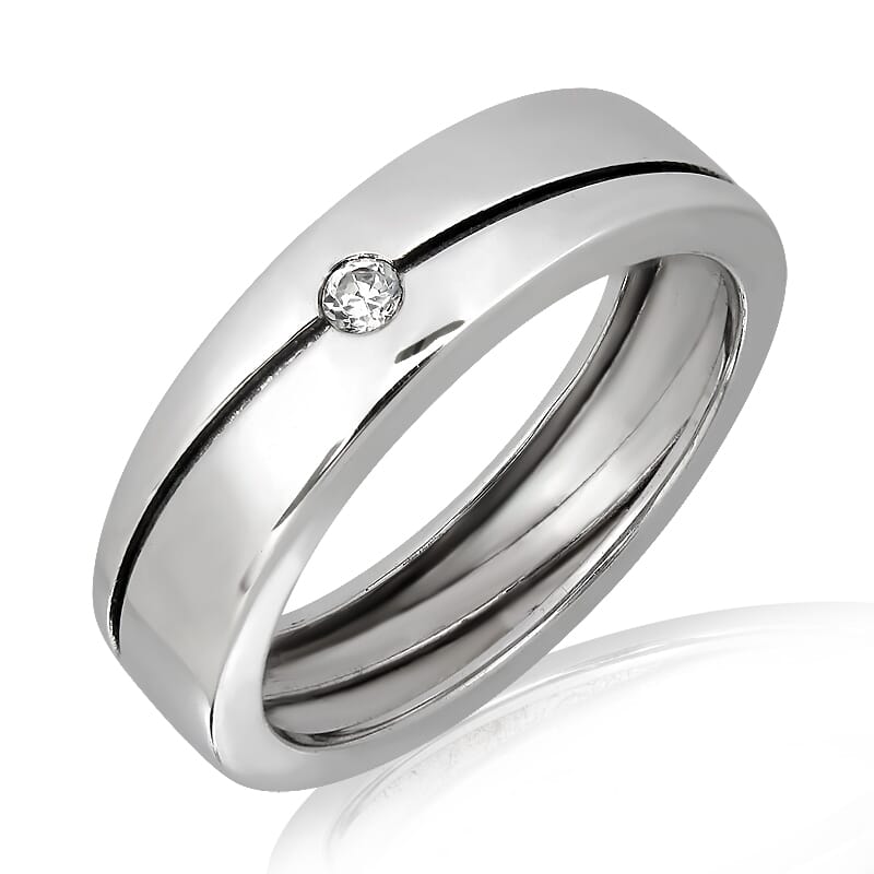 18K Gold and 0.10 Carat F Color VS Clarity Lady's Diamond Band