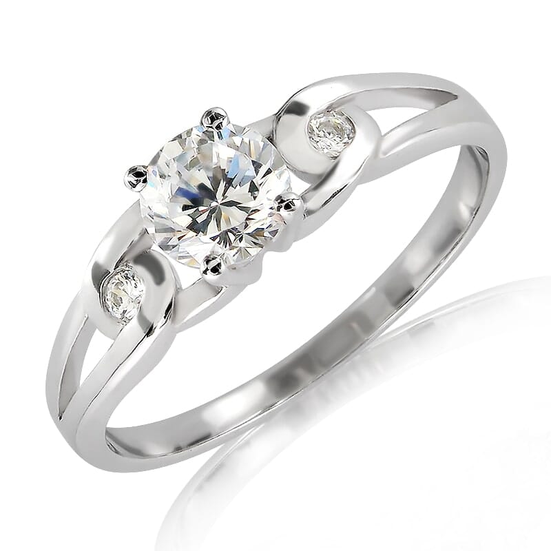 18K Gold and 0.35 Carat F Color VS Clarity Diamond Ring