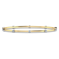 18K Gold and 0.30 carat Diamonds Bangle