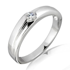 18K Gold and 0.15 Carat E Color VS Clarity Men's Diamond Band