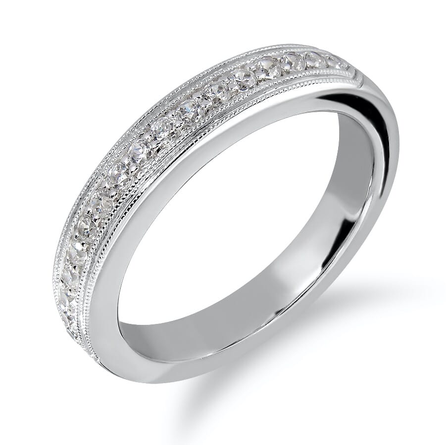 18K Gold and 0.17 Carat F-G Color VS Clarity Lady's Diamond Band