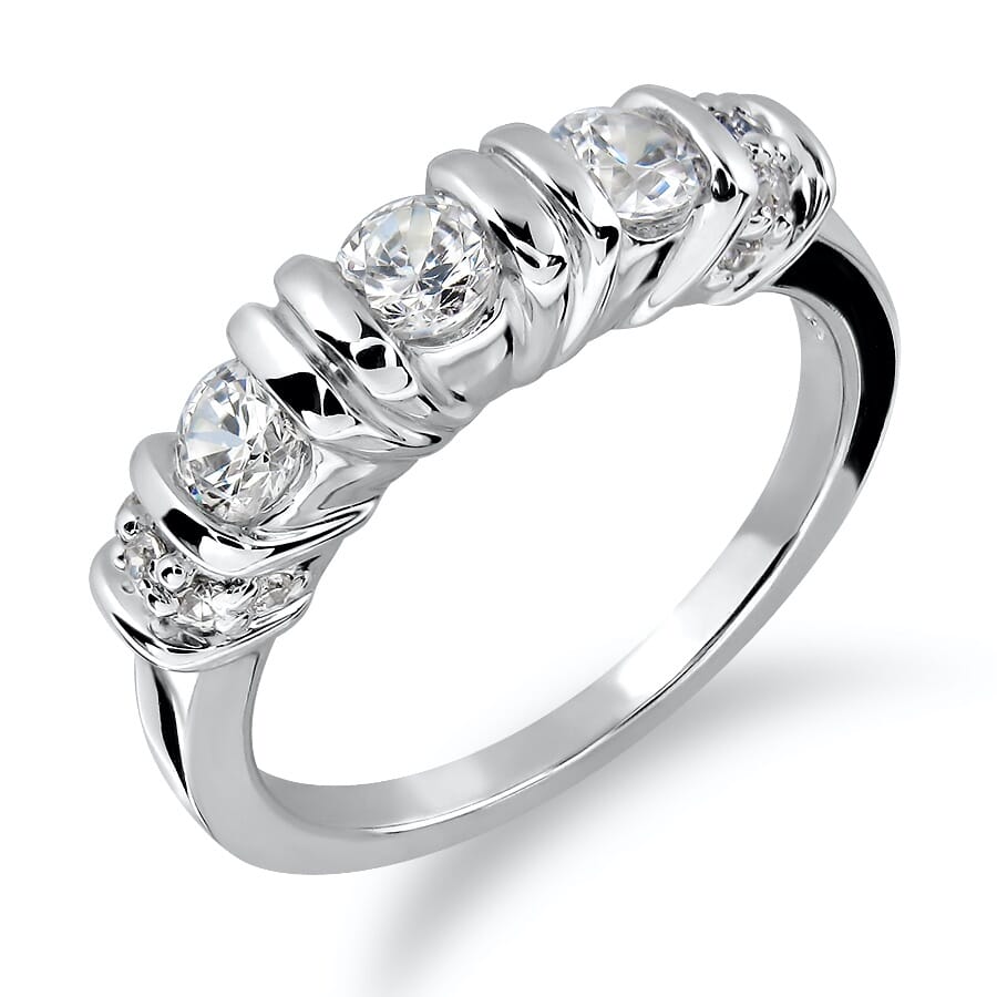 18K Gold and 0.58 Carat F-G Color VS Clarity Lady's Diamond Band