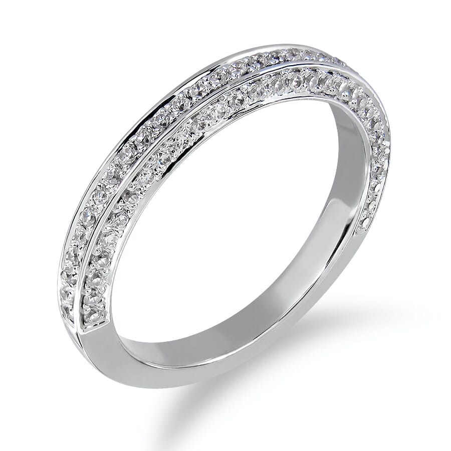 18K Gold and 0.45 Carat F-G Color VS Clarity Lady's Diamond Band