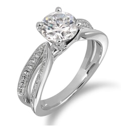 Moissanite Ring in 9KT or 14KT Gold with Certificate