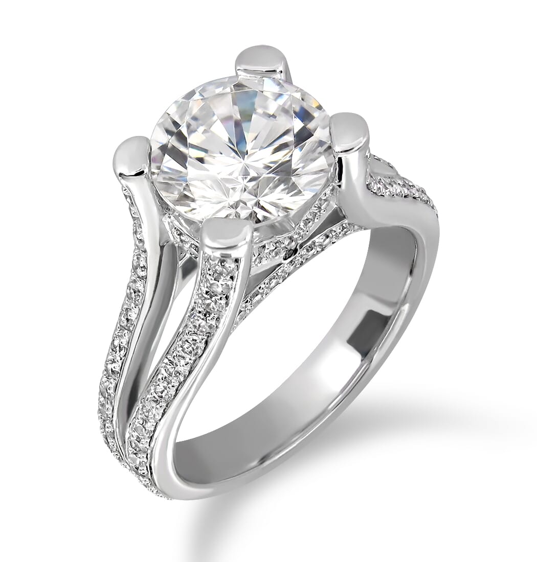 Moissanite Ring in 9KT or 14KT Gold with Certificate