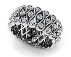 18K Gold and 1.05 Carat F Color and VS Clarity Diamond Fashion Ring