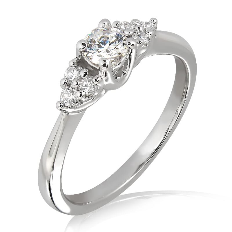 18KT Gold and 0.30 carat Side Diamond Engagement Ring with Certificate