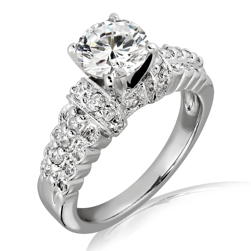 18KT Gold and 0.30 carat Side Diamond Engagement Ring with Certificate