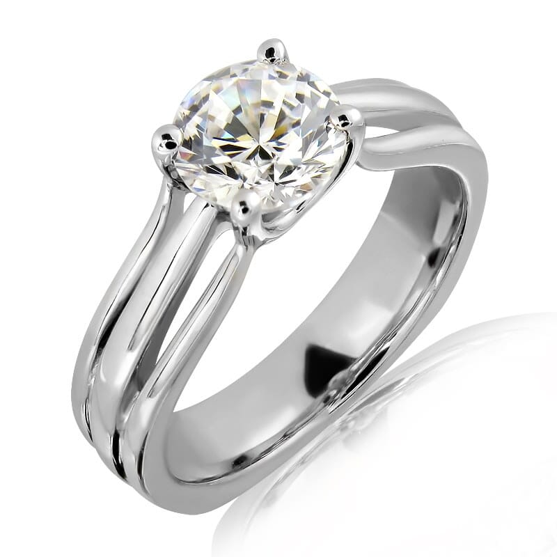 Moissanite Ring in 9KT or 14KT Gold with Certificate