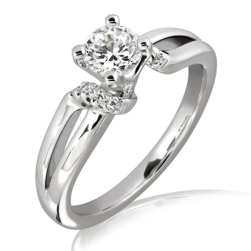 18KT Gold and 0.30 carat Side Diamond Engagement Ring with Certificate