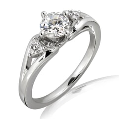 18KT Gold and 0.26 Carat E Color VS2 Clarity Diamond Ring
