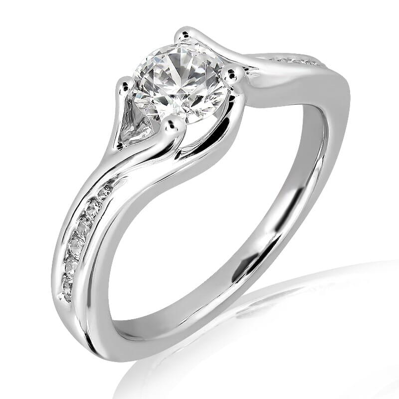 18KT Gold and 0.30 carat Side Diamond Engagement Ring with Certificate