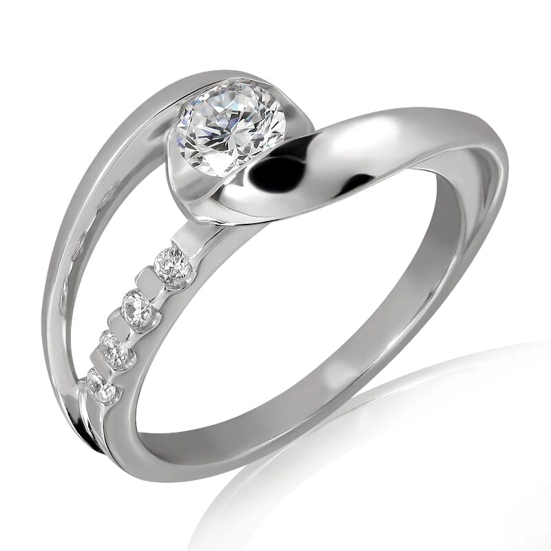 18K Gold and 0.40 Carat E Color VS1 Clarity Diamond Ring