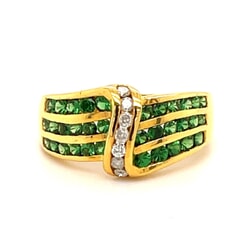 14KT Gold and 1.00 Carat Natural Green Garnet with 0.16 Carat F Color VS Clarity Diamond