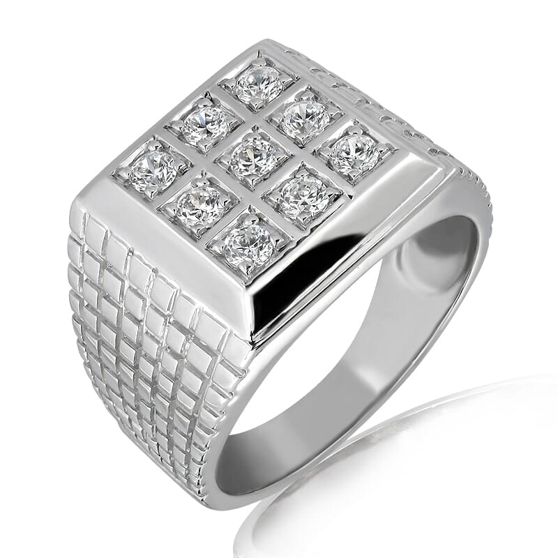 18K Gold and 0.45 Carat E Color and VS2 Clarity Diamond Designer Band