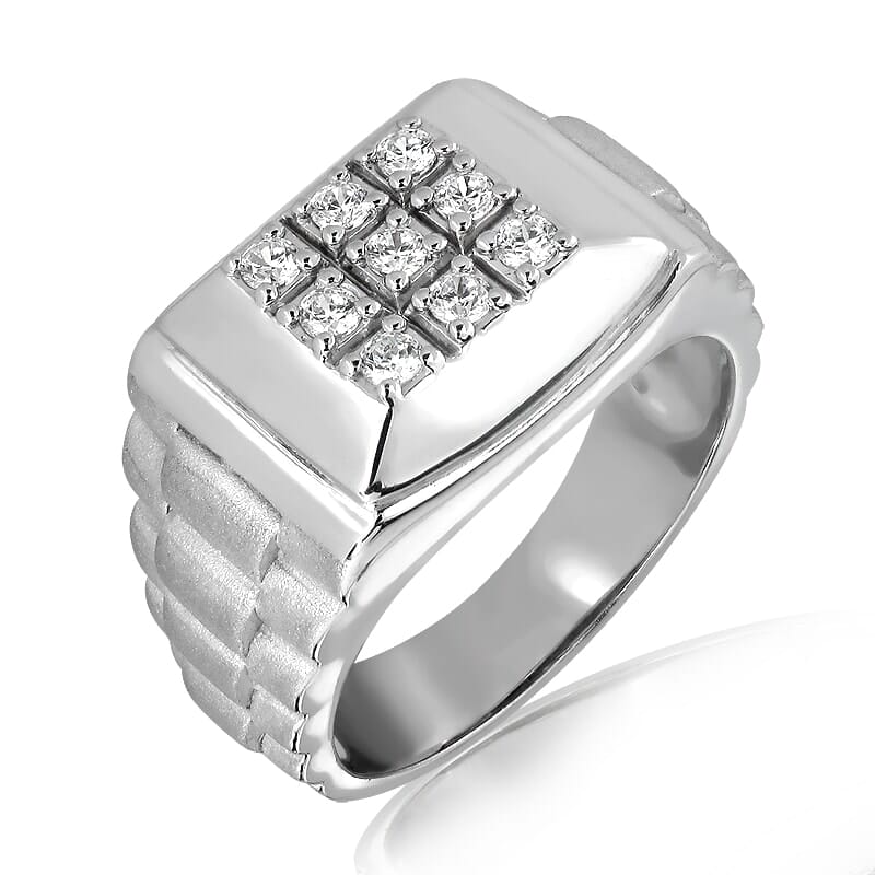 18K Gold and 0.23 Carat E Color and VS2 Clarity Diamond Designer Band