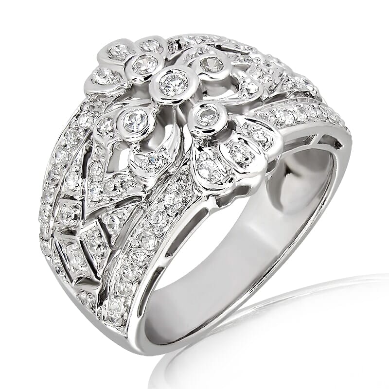 18K Gold and 0.50 Carat E Color VS Clarity Diamond Ring