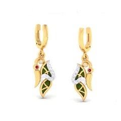 18K Gold Earring and 0.15 carat Diamonds
